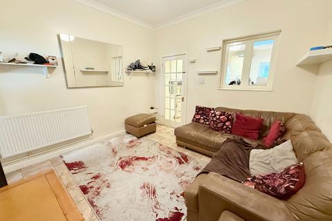 22 Blundell Road, Birmingham, B11 3NB