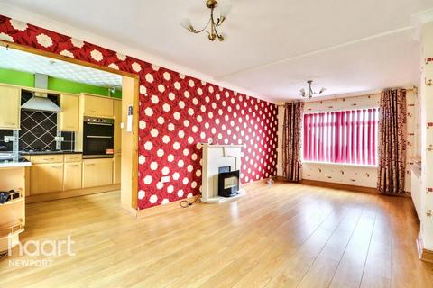 3 bedroom terraced house for sale, Parry Drive, Newport