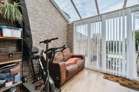 23 Copthorne Avenue, Bromley, BR2 8NW