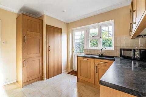 9 Cheyham Gardens, Cheam, Sutton, SM2 7NH