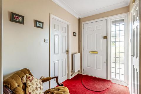 9 Cheyham Gardens, Cheam, Sutton, SM2 7NH