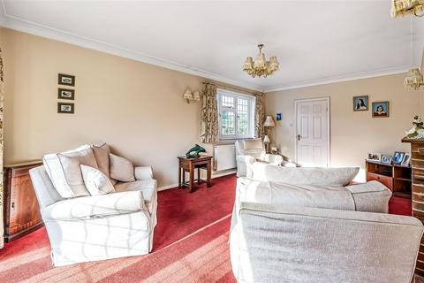 9 Cheyham Gardens, Cheam, Sutton, SM2 7NH