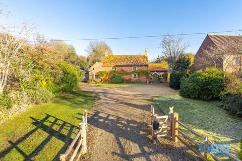 4 bedroom character property for sale, Claypit Road, Foulsham, Dereham, NR20