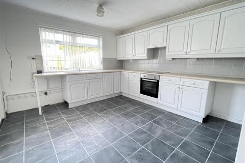 3 bedroom terraced house for sale, Bruce Close, South Shields