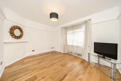 3 bedroom detached house for sale, Sutton Road, Hounslow TW5