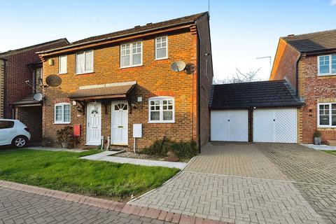 2 bedroom semi-detached house for sale, Dunsford Close, Swindon, SN1 4PW