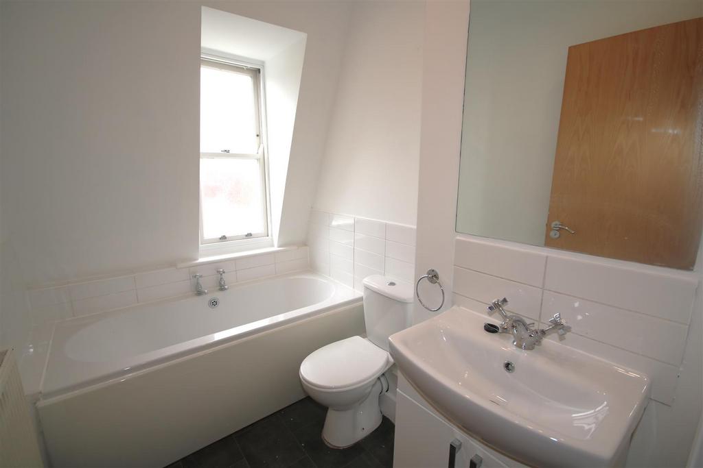 Bathroom.JPG