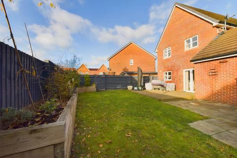 3 bedroom detached house for sale, Herman Street, Aylesbury HP18