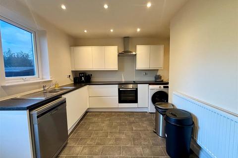 2 bedroom end of terrace house for sale, Laneside Road, High Peak SK22