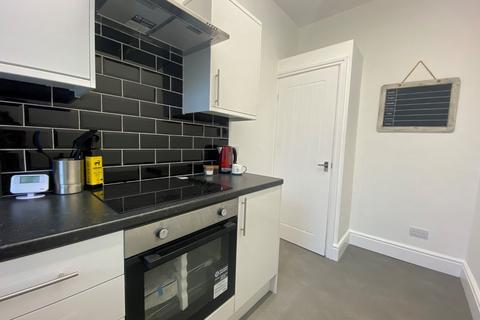 2 bedroom terraced house for sale, Melrose Street, Bradford, BD7