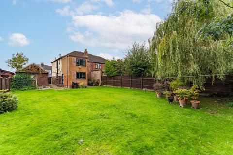 3 bedroom semi-detached house for sale, Crawford Avenue, Widnes WA8