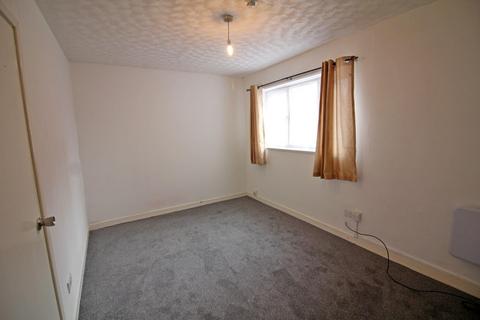 1 bedroom flat to rent, Wellington Road, Bury BL9