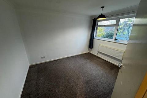 3 bedroom end of terrace house to rent, Dacombe Drive, Upton, Poole