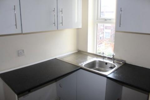 1 bedroom flat to rent, Worcester Road, Merseyside