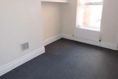 1 bedroom flat to rent, Worcester Road, Merseyside