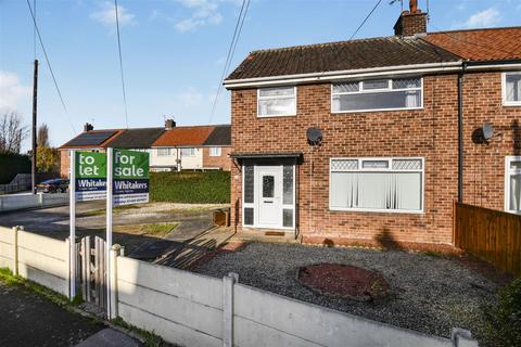 3 bedroom end of terrace house for sale, Woodhill Close, Anlaby, Hull