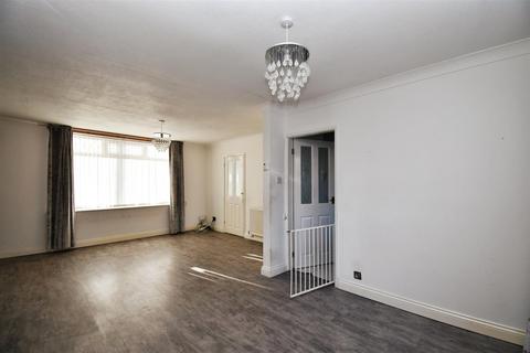 3 bedroom end of terrace house for sale, Woodhill Close, Anlaby, Hull