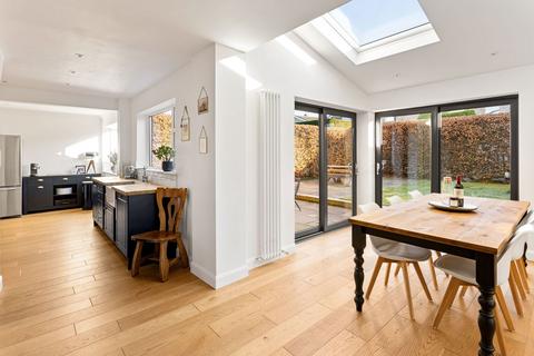 26 Allington Drive, York, YO31 0NN