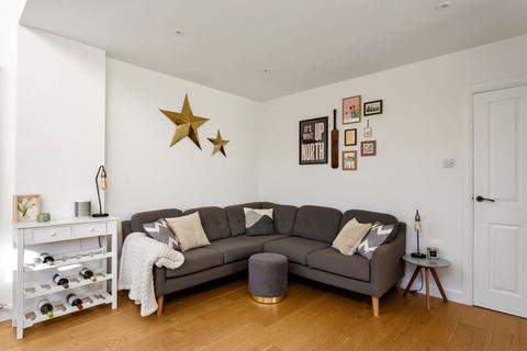 26 Allington Drive, York, YO31 0NN