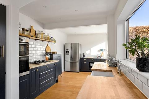 26 Allington Drive, York, YO31 0NN