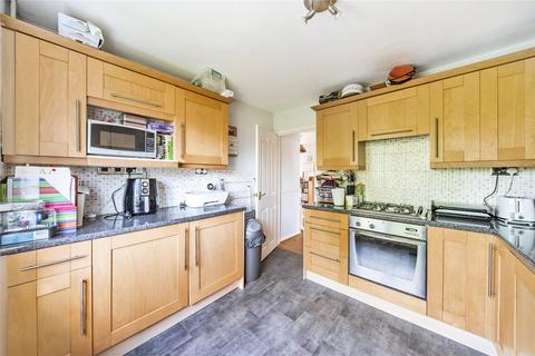 2 bedroom flat for sale, Hartland Road, Surrey KT15