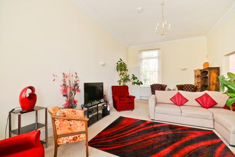 3 bedroom flat to rent, Newport PO30