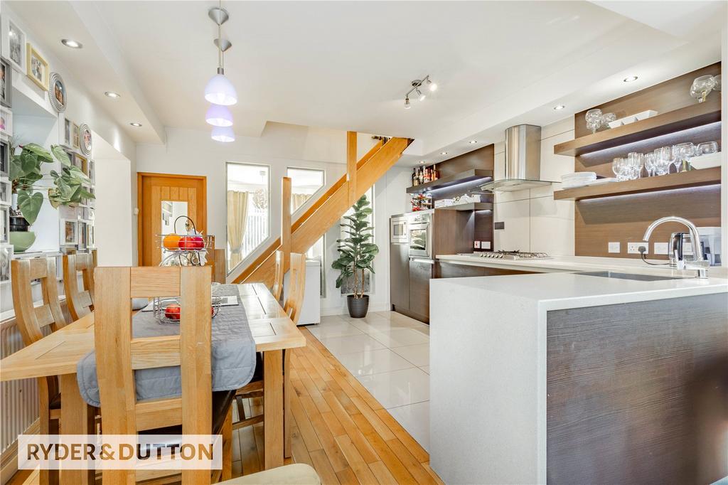 Kitchen/Dining Room