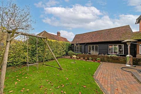 5 bedroom detached house for sale, Kay Walk, St. Albans