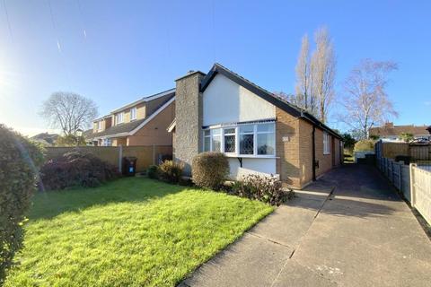 2 bedroom semi-detached bungalow for sale, Fairfield Avenue, Grimsby