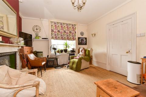 4 bedroom end of terrace house for sale, Cavendish Place, Newport, Isle of Wight