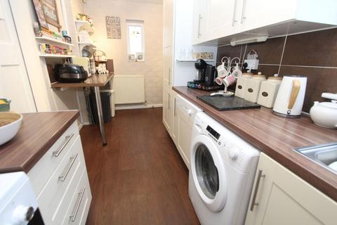 3 bedroom semi-detached house for sale, Fairfield Road, Dudley DY2