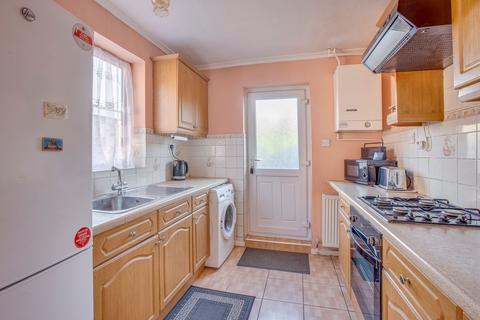 3 bedroom semi-detached house for sale, Kingsmead Road, High Wycombe, HP11