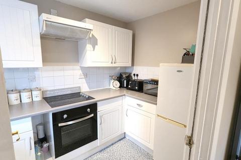 1 bedroom apartment for sale, Shepherds Pool, Evesham