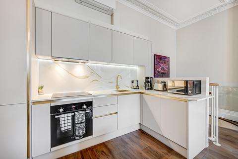 2 bedroom flat to rent, Cranley Gardens, London, SW7