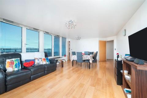 2 bedroom flat for sale, Station Road, Edgware HA8