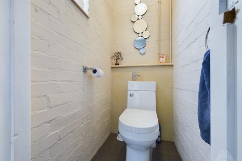 56 Annalee Gardens, South Ockendon, RM15 5DF