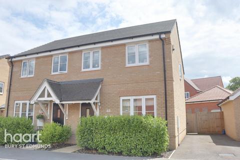 3 bedroom semi-detached house for sale, Myrtlewood Road, Bury St Edmunds