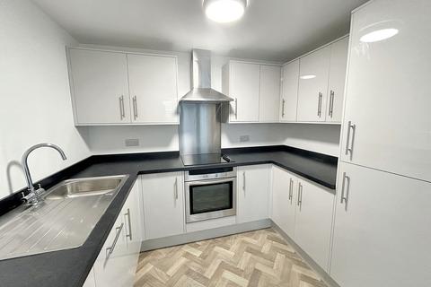 2 bedroom flat for sale, Worsdell Drive, Gateshead, Tyne and Wear, NE8 2AZ