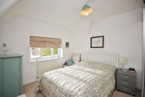 2 bedroom maisonette to rent, Blackhorse Close, Amersham, HP6