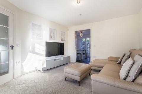 8 Granton Mill Place, Edinburgh, EH4 4UP