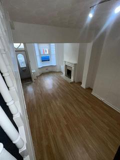 2 bedroom property to rent, Southgate Road, liverpool