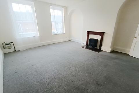 2 bedroom flat to rent, Westgate, Grantham NG31