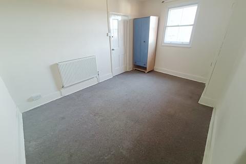 2 bedroom flat to rent, Westgate, Grantham NG31