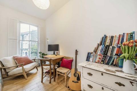 55b Tabley Road, London, N7 0NB