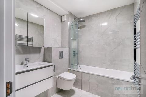 3 bedroom apartment for sale, Raffles House, Brampton Grove, Hendon NW4