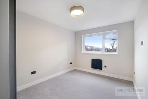 3 bedroom apartment for sale, Raffles House, Brampton Grove, Hendon NW4