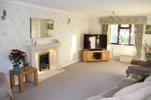 4 bedroom detached house for sale, Bluebell Road, Walsall Wood