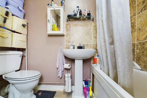 103 Beaufort Road, Gloucester, GL4 6SF