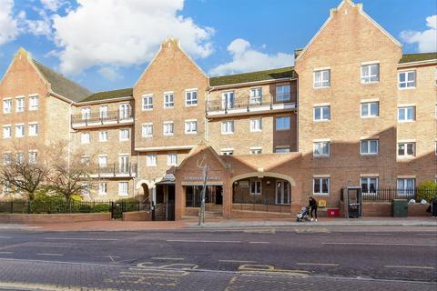 2 bedroom flat for sale, High Street, Chatham, Kent