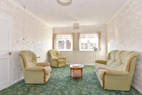 2 bedroom flat for sale, High Street, Chatham, Kent